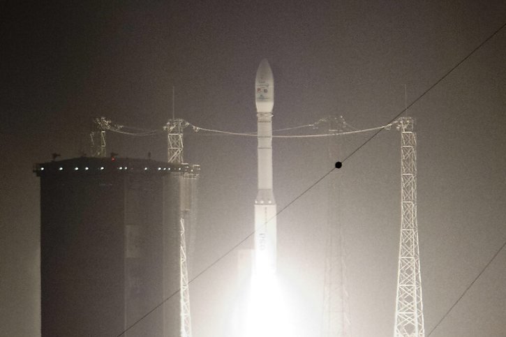 La fusée Vega s'est élancée mercredi à 22h50 du pas de tir du centre spatial de Kourou, en Guyane française (archives). © KEYSTONE/EPA/JM GUILLON / ESA-CNES-ARIANESPAC