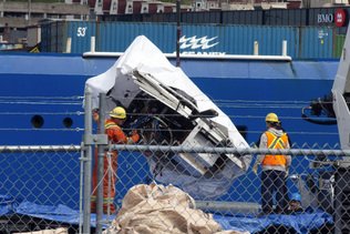 Implosion du submersible Titan: plainte d'une famille d'une victime